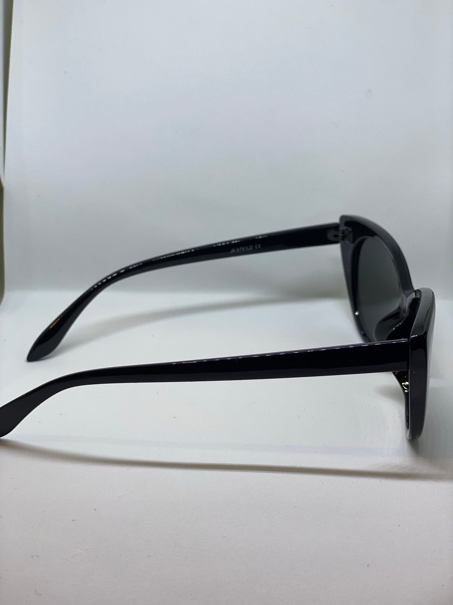 Audrey Shades (Black)