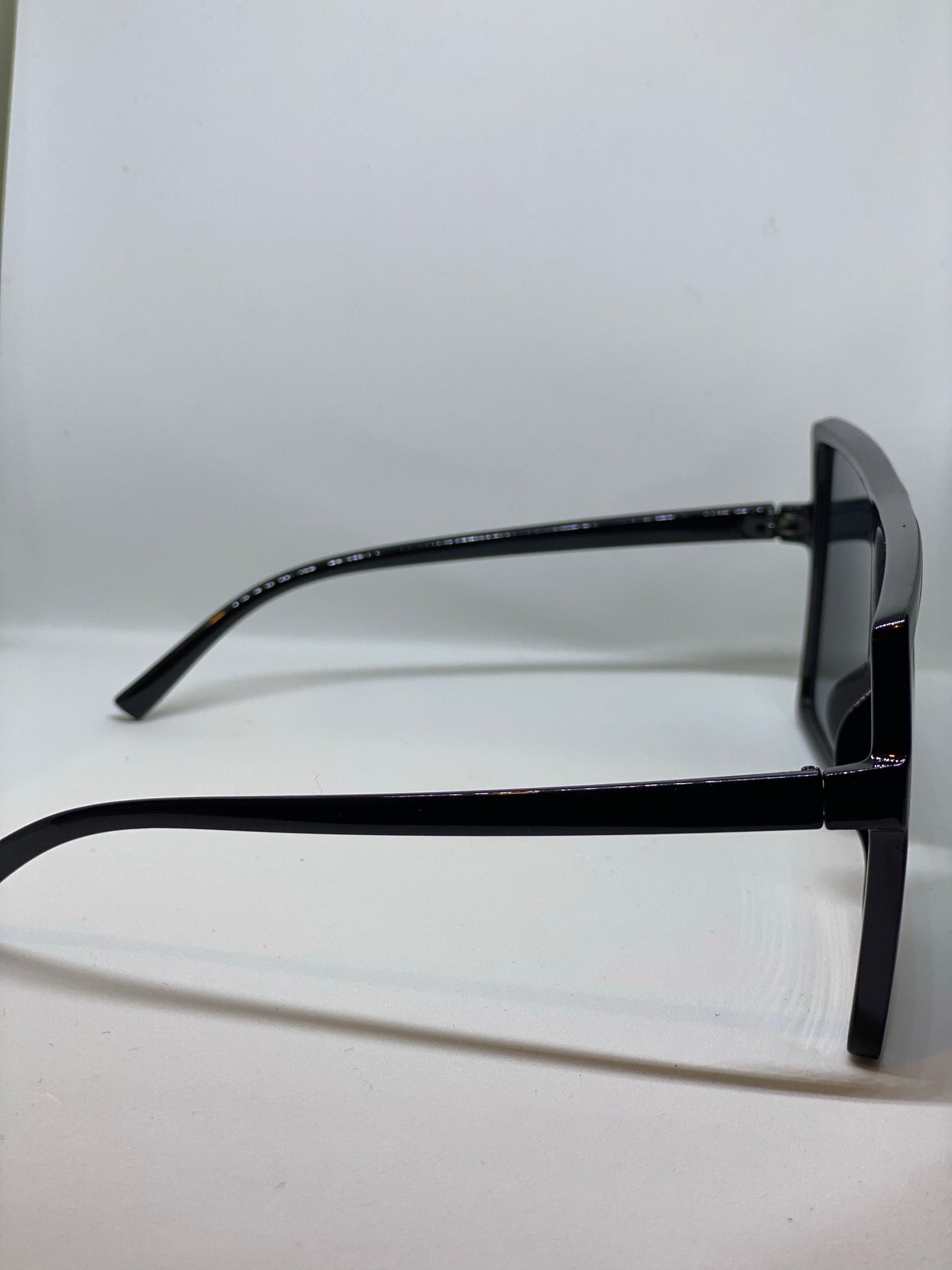 Boujita Shades (Glossy Black)