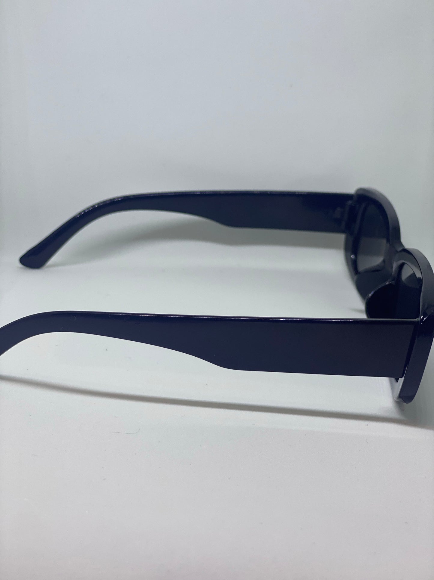 Slim Shades (Black)