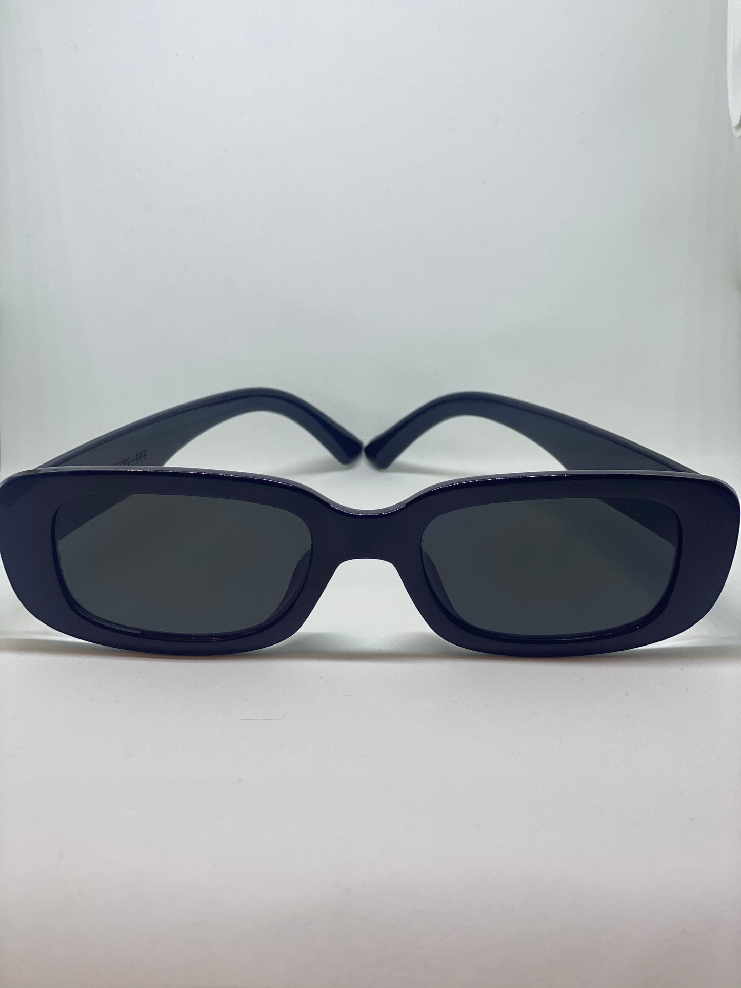 Slim Shades (Black)