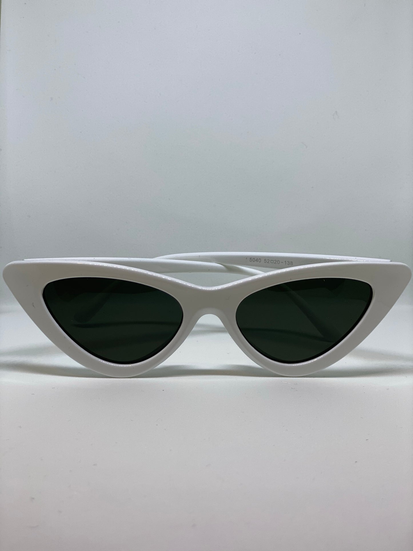 Kitty Shades (White)